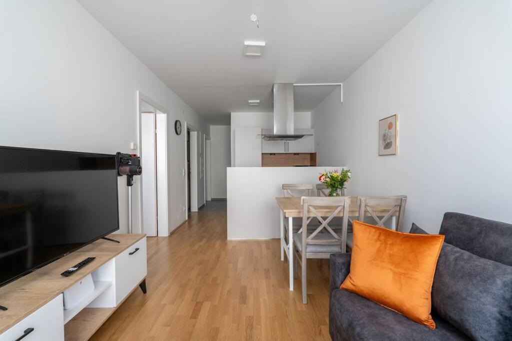Urban 1Br Retreat, Easy City Link By Hm Wien Exteriör bild