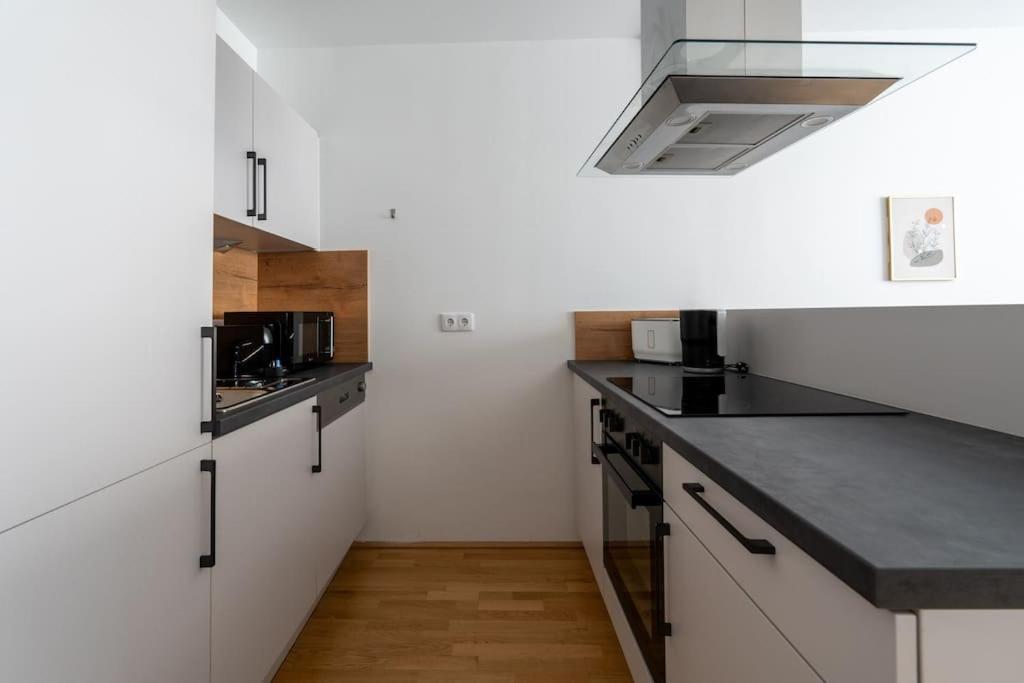 Urban 1Br Retreat, Easy City Link By Hm Wien Exteriör bild